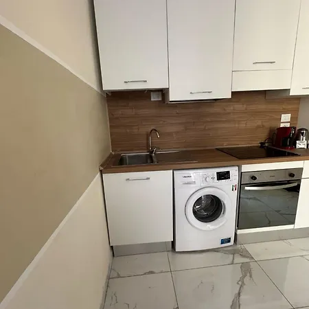 5 Terre Enter La Spezia