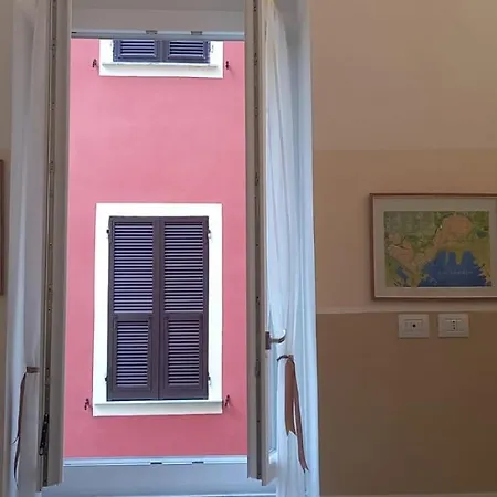 Apartment 5 Terre Enter La Spezia